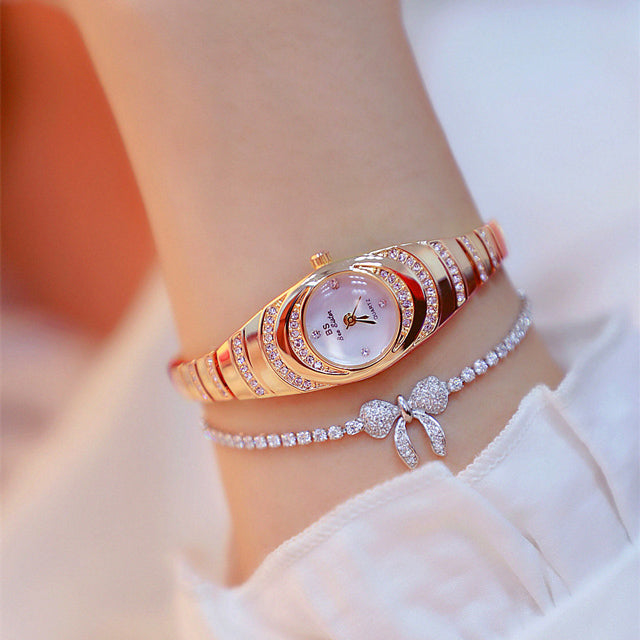 WOMEN'S FASHION