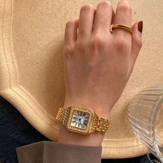 Luxury Elegant Gold Quartz Wristwatch for Men 