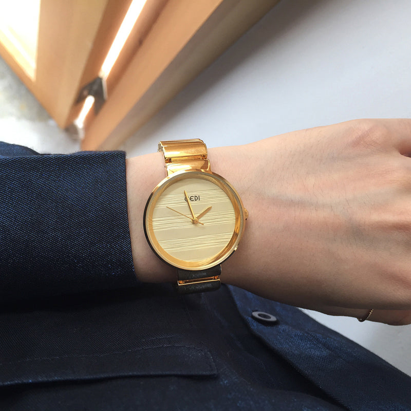 Small Vintage Gold Watch Classic Elegant Wristwatch